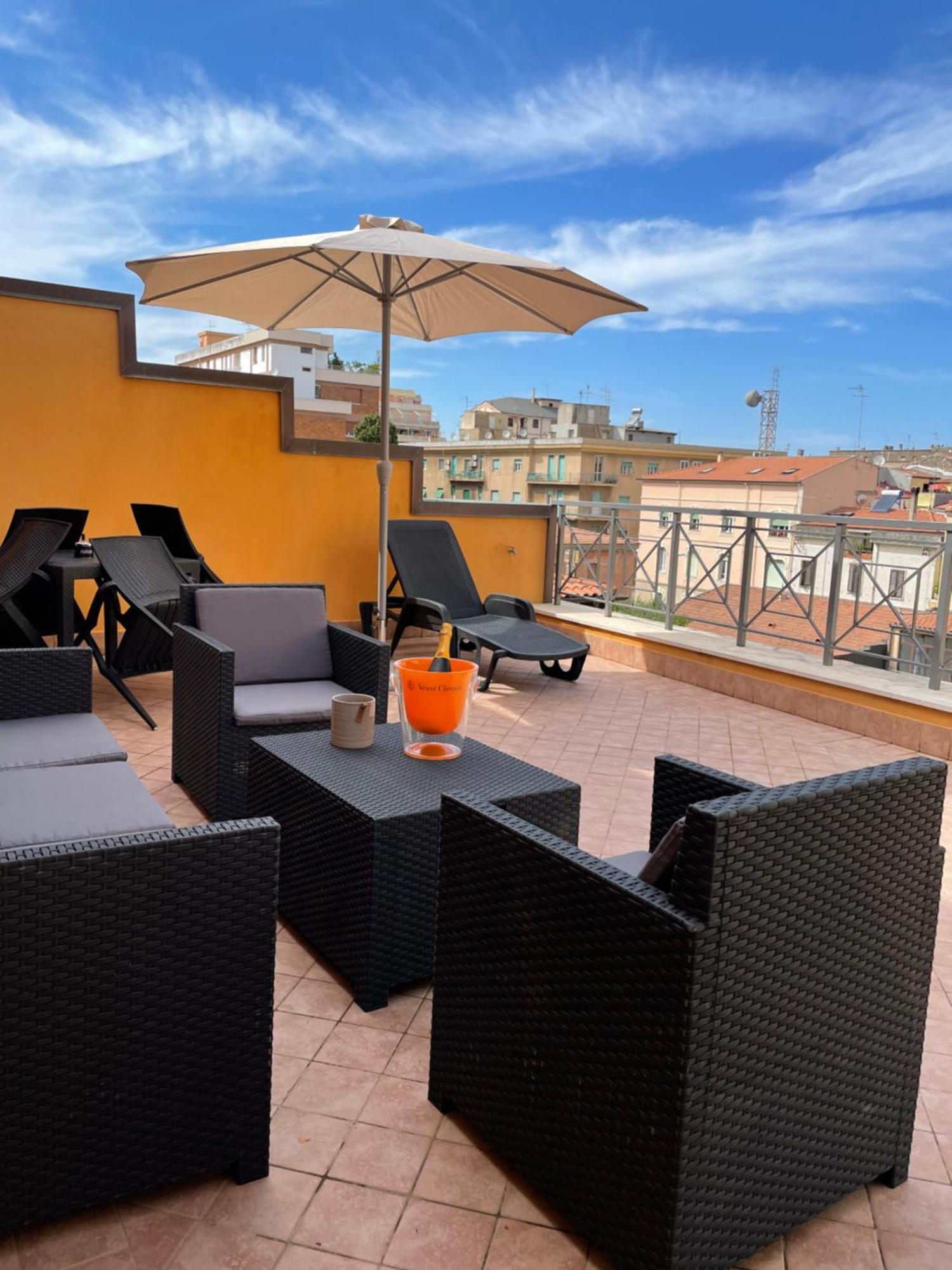 Ng Guest House Il Ris Sassari Bagian luar foto