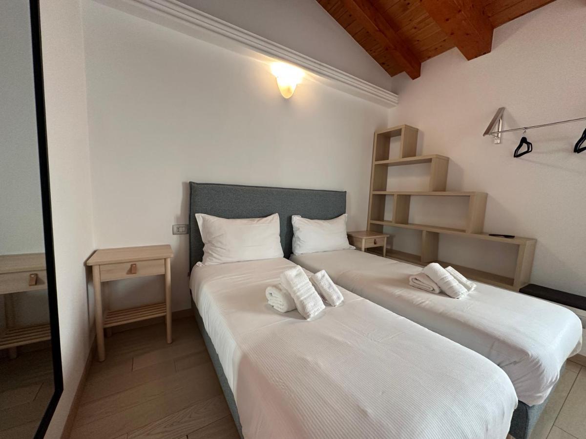 Ng Guest House Il Ris Sassari Bagian luar foto