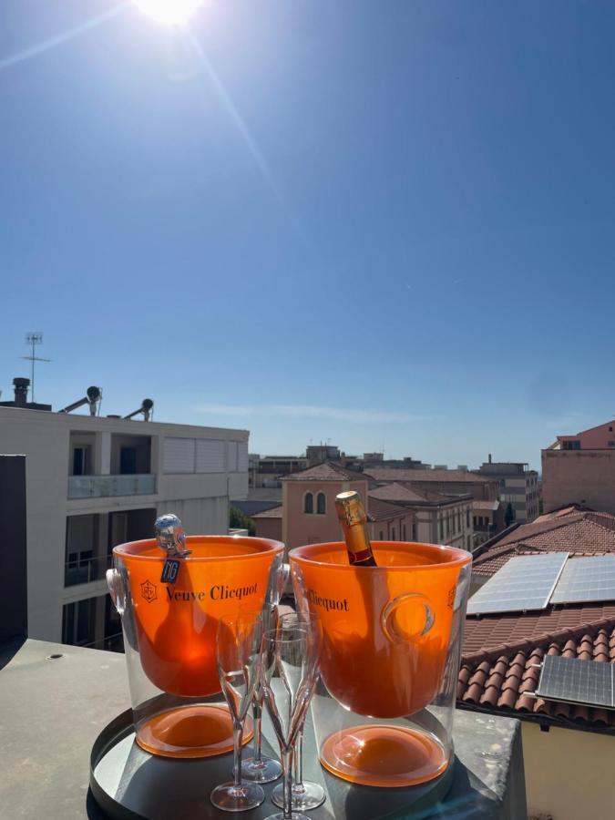 Ng Guest House Il Ris Sassari Bagian luar foto
